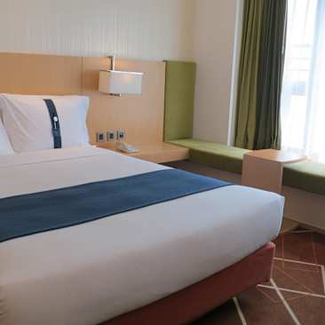 Holiday Inn Express Kowloon East